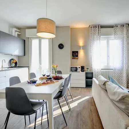 Desenzanoloft Official Partner Marriott Homes & - Bacco Family Apartment *