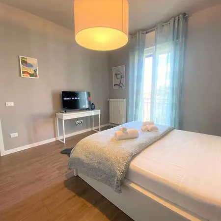 Apartment Desenzanoloft Official Partner Marriott Homes & - Bacco Family
